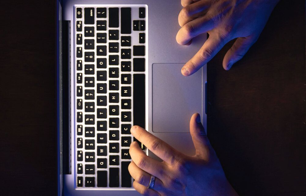 Kiknek kell majd új cirill-latin betűrendes billentyűzeteket vásárolniuk?