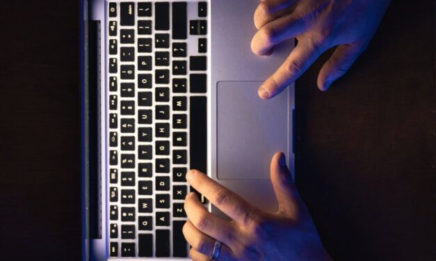 Kiknek kell majd új cirill-latin betűrendes billentyűzeteket vásárolniuk?