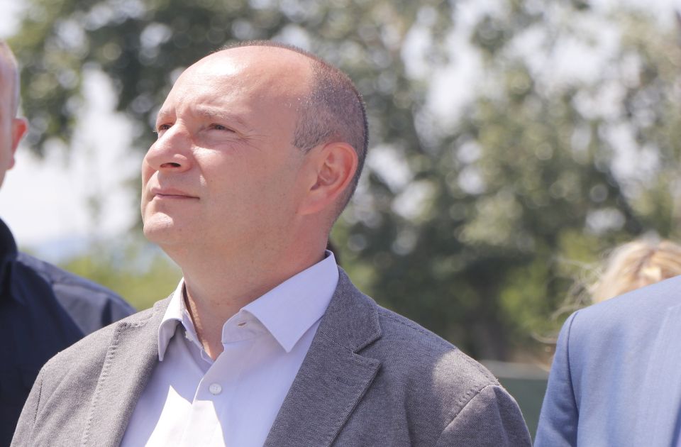 Milan Đurićnak mennie kell!