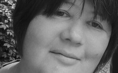 Ha a háláról és a kedvességről szobrot kellene készíteni… In memoriam Farkas Mónika (1975-2024)