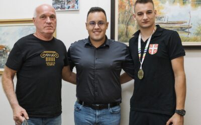 Világbajnokot fogadtak Óbecsén