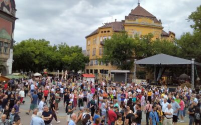 Szabadságvágy, önbecsülés – hová tűntetek? Bajtai Kornél jegyzete