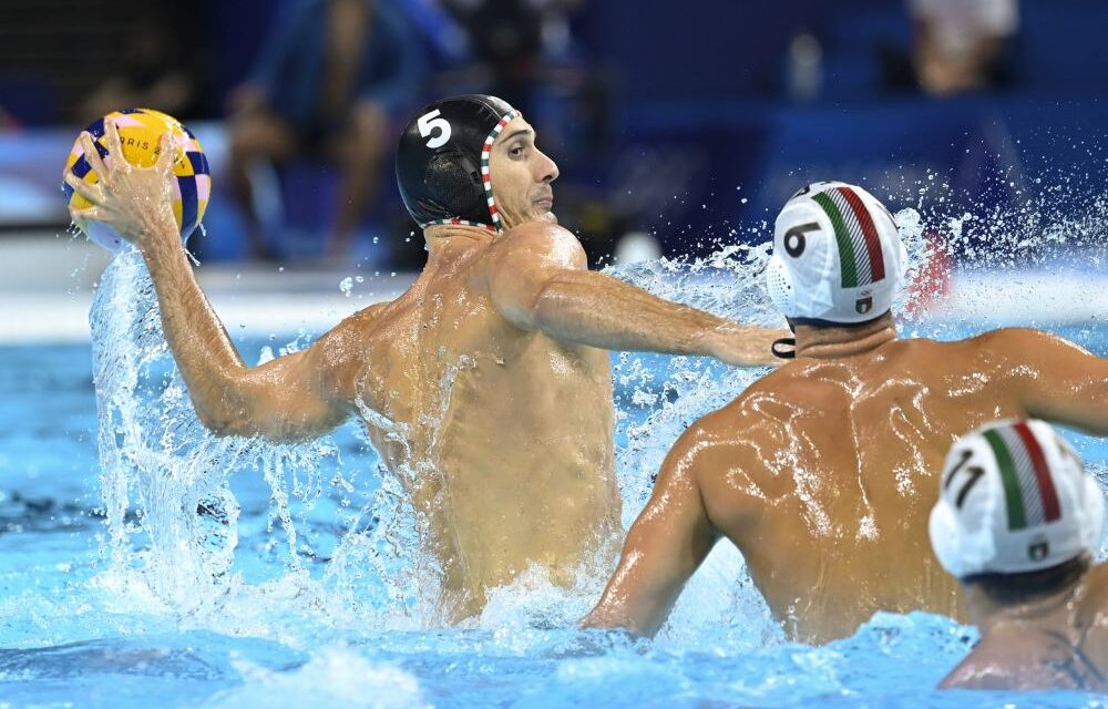 Óriási izgalmak után elődöntőben a magyar pólósok