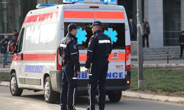 Kiesett az erkélyről egy tizenhat éves fiú