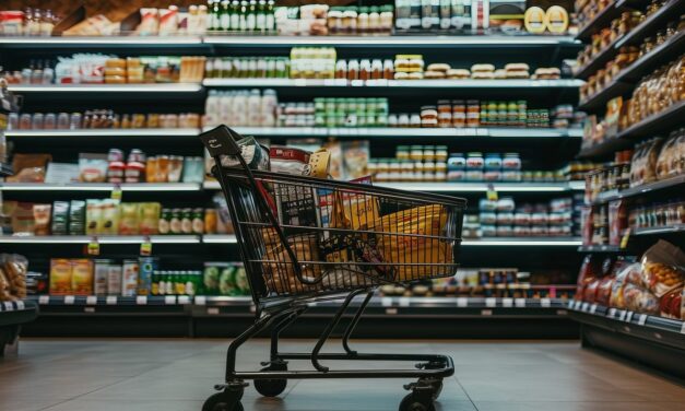 „Nem lesz tömeges boltbezárás, és az üzemanyagot sem kell majd műanyag palackokba tölteni”