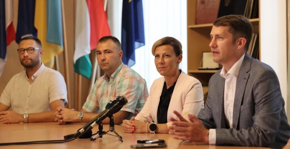 „Burányék félrevezették a zentai polgárokat”