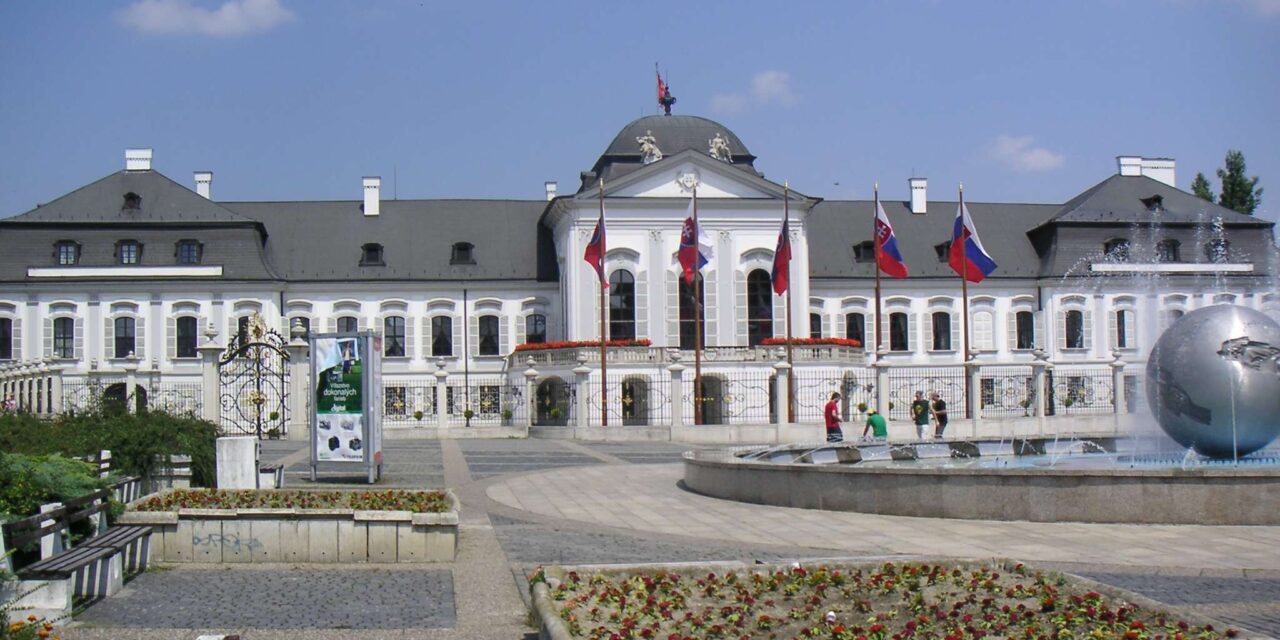 Extrém bombafenyegetés Szlovákiában