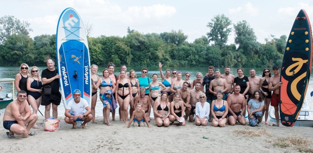 SUP-erül sikerült a nyárzáró tiszai regatta