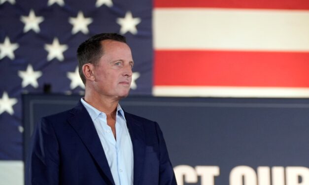 Nem tudja a bal kéz, mit csinál a jobb?!