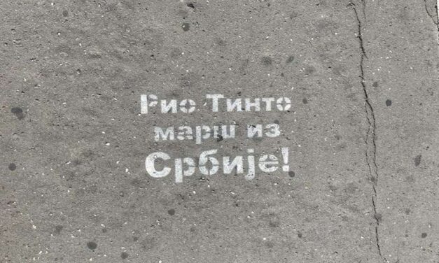 Útzárlatot tart Szabácson a Zajedno a lítium miatt