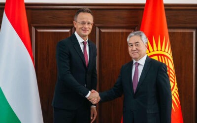 Szijjártó szerint Brüsszel a veszélyt, míg Kirgizisztán a biztonság forrását jelenti