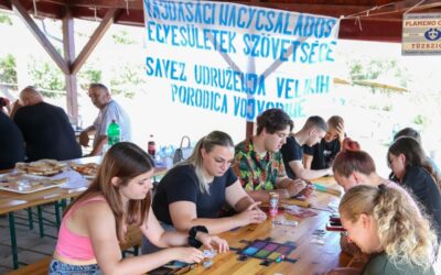 A személyes társalkodás varázsát ismerhették meg a gyerekek Nagy sikert aratott a IV. Magyarságismereti vetélkedő és ifi nap az adai Adrenalin-tavon