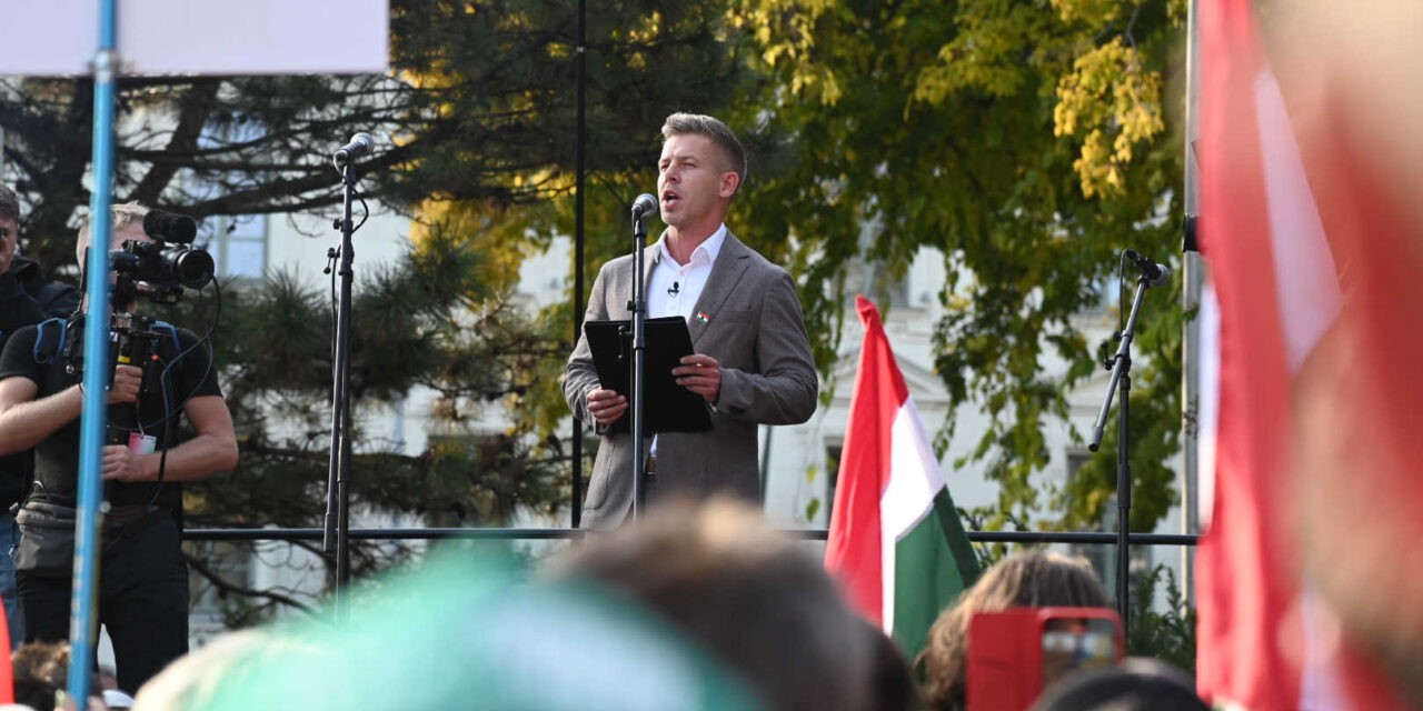 Magyar Péter is részt vesz Ferenc pápa temetésén