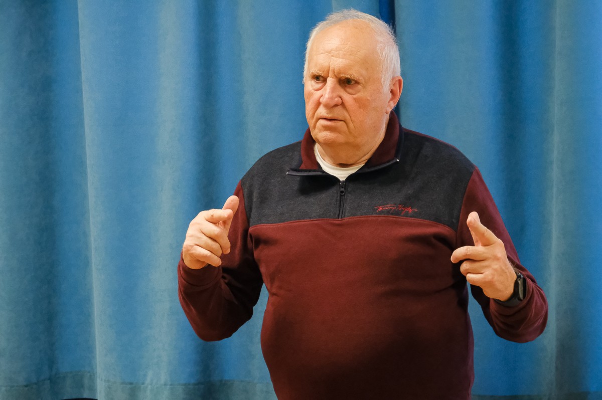 Ábel István ismertette a szabályokat (Fotó: Révész Róbert)