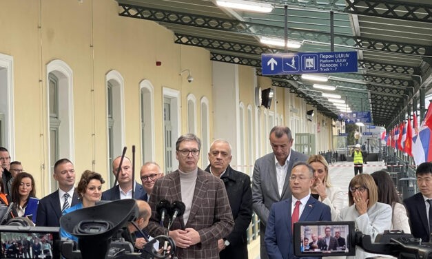 Sikeresen tesztelték, Vučić még ma átad(hat)ja a Szabadka–Újvidék vasútvonalat