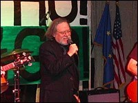 Erdélyi Tamás aka Tommy Ramone Magyarország washingtoni nagykövetségén 2004-ben (Fotó: Magánarchívum)