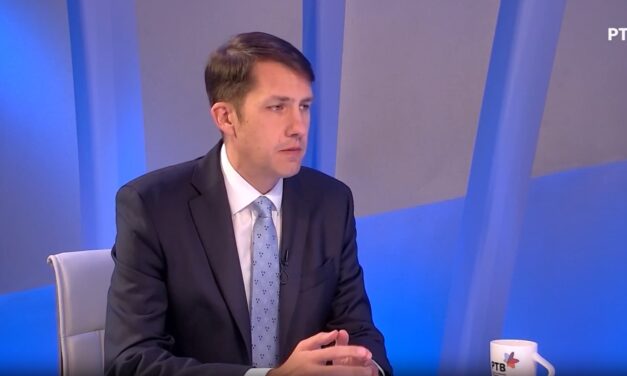 Szerbia Új Arca: Pásztor ne beszéljen gyermekvédelemről – inkább mondjon le!