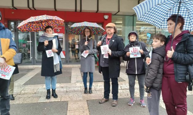 <span class="entry-title-primary">Miért bírálják felül a topolyai tanárok döntését Újvidéken?</span> <span class="entry-subtitle">Nyílt levelet intézett a topolyai általános iskola a községi képviselő-testületéhez</span>