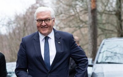 A német államfő feloszlatta a törvényhozást