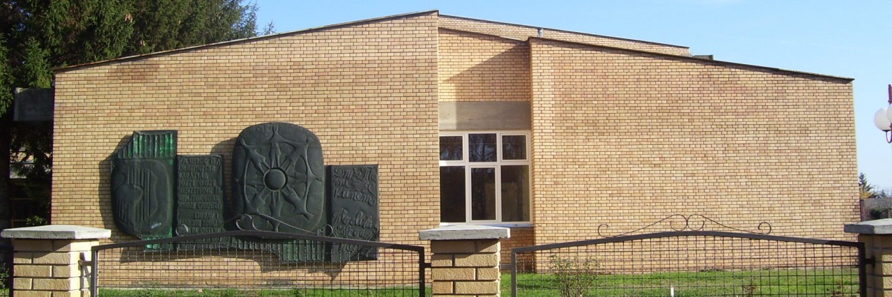 Pénzt kap a felújításra a bezdáni iskola és a szenttamási plébánia is