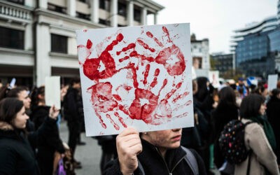 Mi itt, kérem, hülyének vagyunk nézve