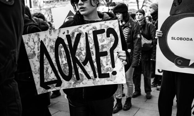 Már több mint háromezer professzor támogatja a tiltakozó egyetemistákat