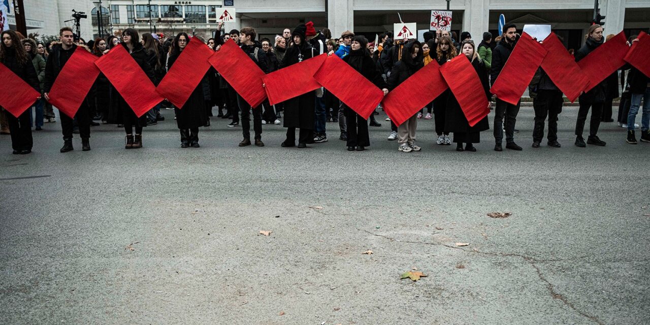 Jótékonysági koncert az újvidéki tragédia túlélőinek megsegítésére