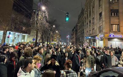 Kihallgatták az egyetemistákra és újságírókra támadó erőszaktevőket, haladó politikus is van köztük