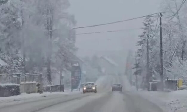 Távvezetékeket szaggatott le a hó, több falu maradt áram nélkül