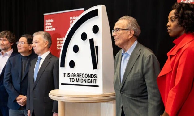 <span class="entry-title-primary">Soha ilyen közel nem voltunk a véghez</span> <span class="entry-subtitle">Előbbre állították a Végítélet Óráját</span>