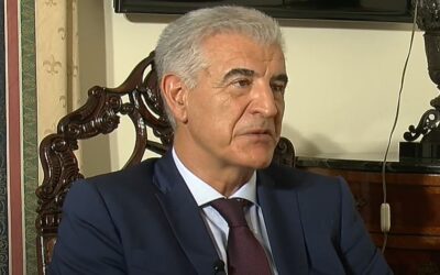 Ennek a hatalomnak felelnie kell a korrupció és a visszaélések miatt
