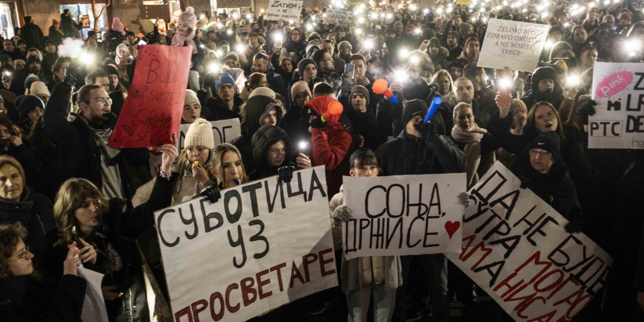 Az informatikusok pénzügyi-szolidáris hálóval segítik a tanügyi dolgozókat