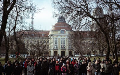 Zenta az egyetemistákkal van! (Videó)
