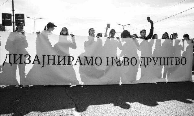 Külföldi művészeket kérnek az egyetemistákat támogató petíció aláírására