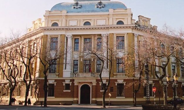 Fizikailag is blokád alatt a szabadkai Gimnázum