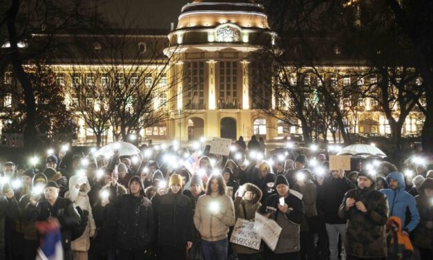 „A tanár tanítson, a diák meg járjon iskolába és pont!”