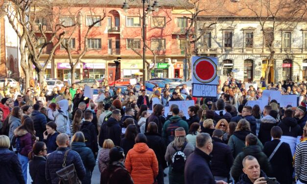 Ismét 15 perc csend, és 15 perc zaj Szabadkán