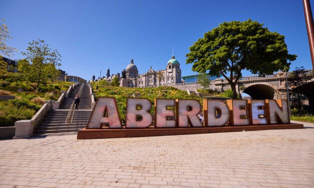 Már nem keresik a Dee folyóban az eltűnt magyar ikerpárt