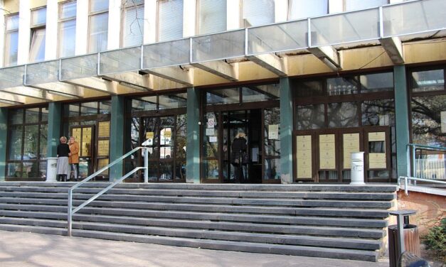 Tüntetés lesz a bíróság előtt az újvidéki aktivisták fogva tartása miatt