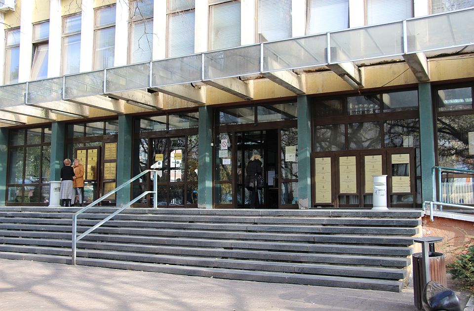 Vujić: Az utca nyomásgyakorlása miatt engedték haza az aktivistákat