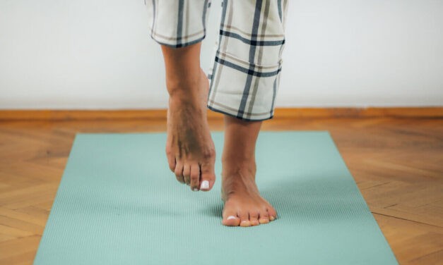 Milyen előnye lehet annak, ha mezítláb járunk?