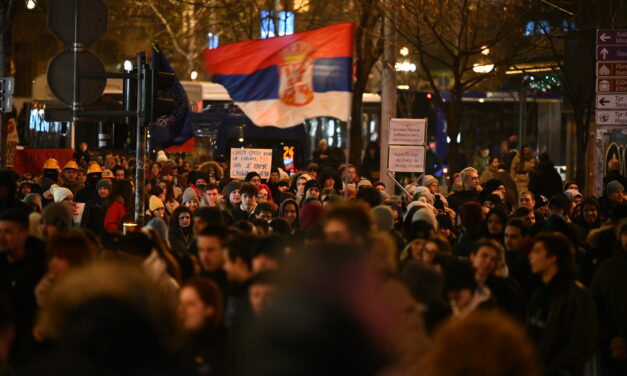 Az árva fiú, aki a leghosszabb időt töltötte előzetesben a tüntetések után