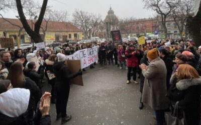 Vastaps a tanároknak, tüntetés a szabadkai Svetozar Marković Gimnázium előtt