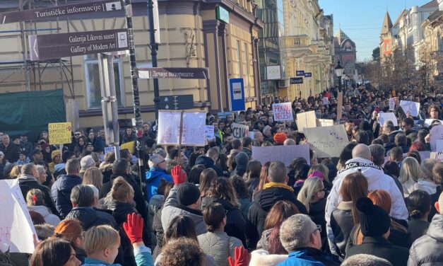 Változik a vasárnapi szabadkai tüntetés végállomása