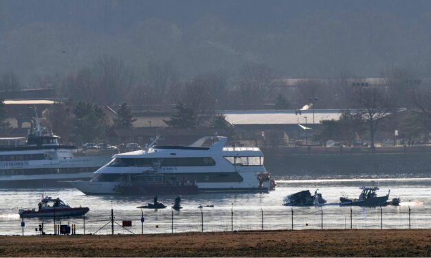 Valószínűleg senki sem élte túl a washingtoni légi balesetet