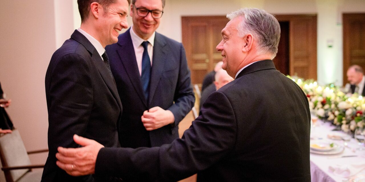 <span class="entry-title-primary">Becsúszva a nagyok alá: a VMSZ nullához közelítő mozgástere</span> <span class="entry-subtitle">Vataščin Péter jegyzete</span>