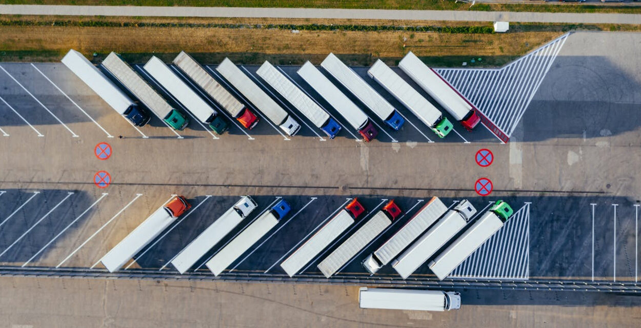 A teherautók stabilitása minden helyzetben: mire kell figyelni?