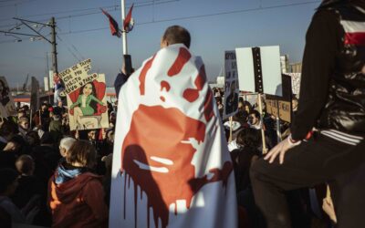 A hatalom beleőrül a csendbe