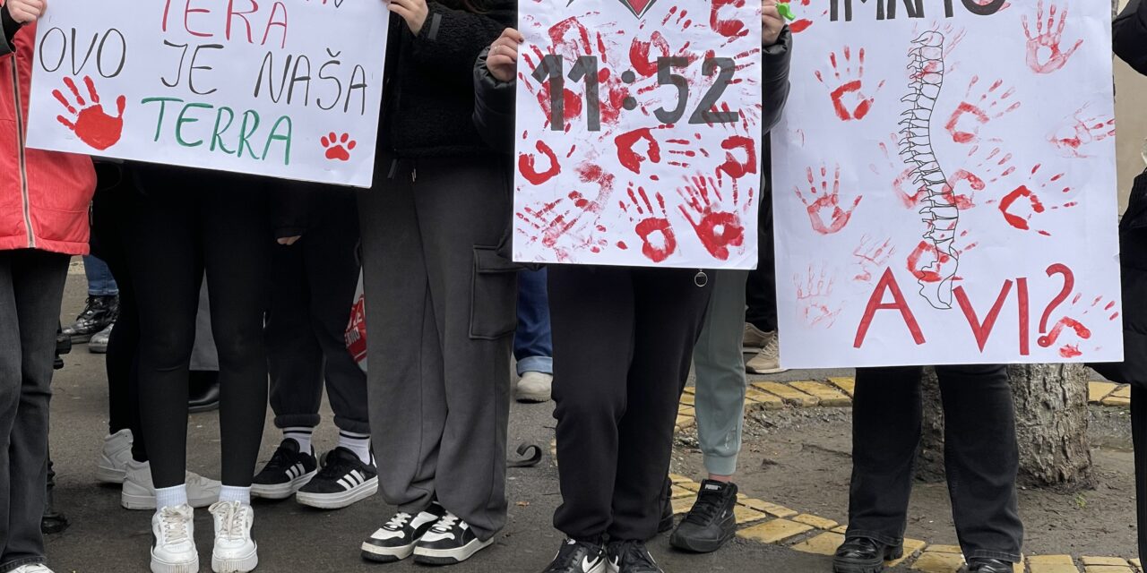 <span class="entry-title-primary">Két nagy tüntetés is lesz Szabadkán</span> <span class="entry-subtitle">Pénteken délben, vasárnap 15 órától várják a polgárokat</span>