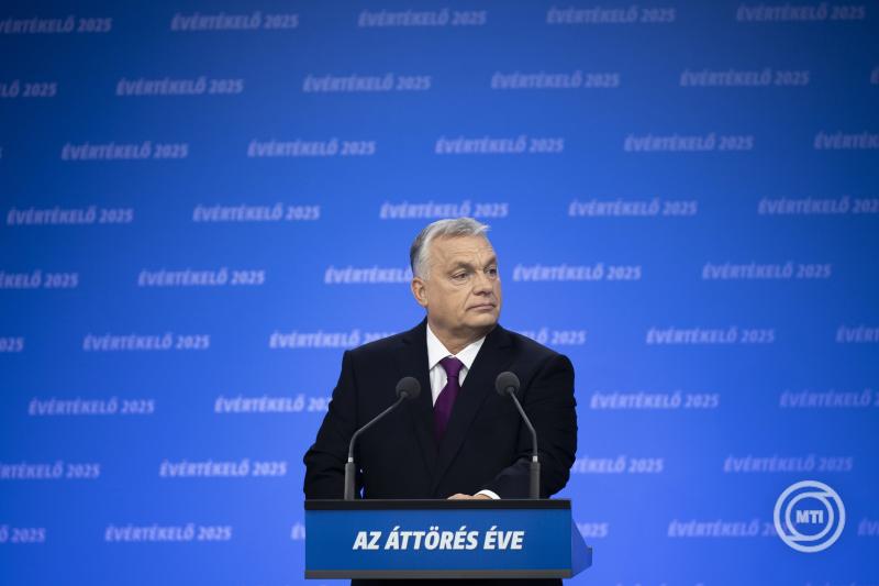 Orbán kamera elé állt, bejelentette, hogy újjászervezik magukat